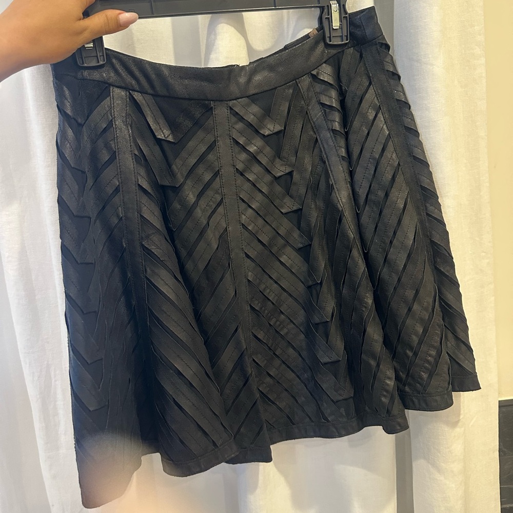 🖤 Alice & Olivia Elegant Black Skirt